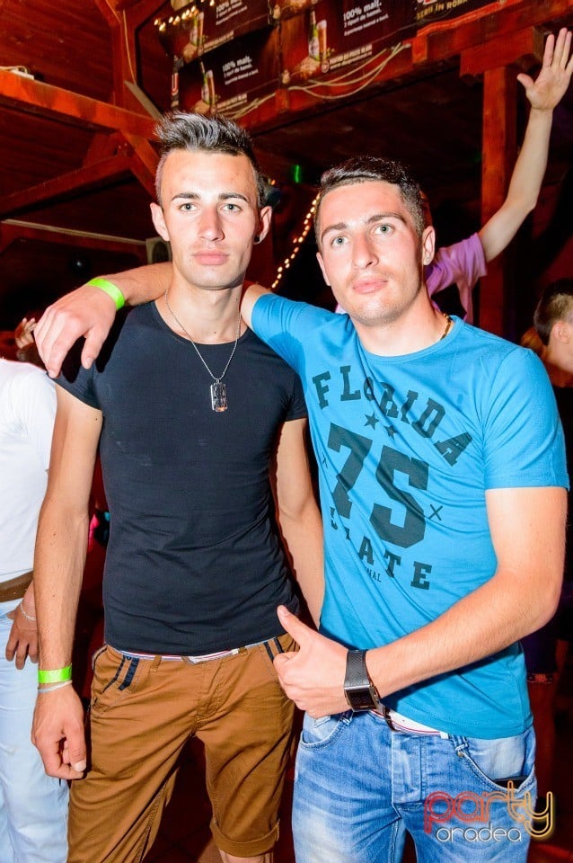The return - Mc Lajcsak şi Dj White, 