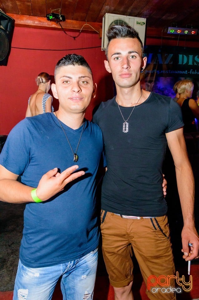 The return - Mc Lajcsak şi Dj White, 