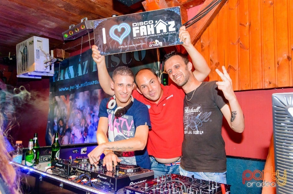 The return - Mc Lajcsak şi Dj White, 