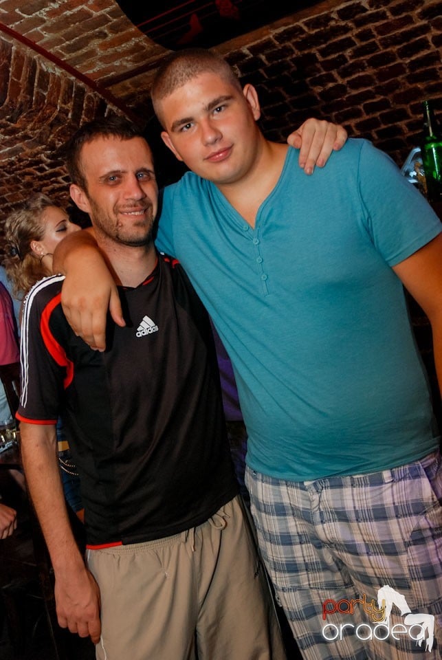 Thursday Party @ Club Escape, 