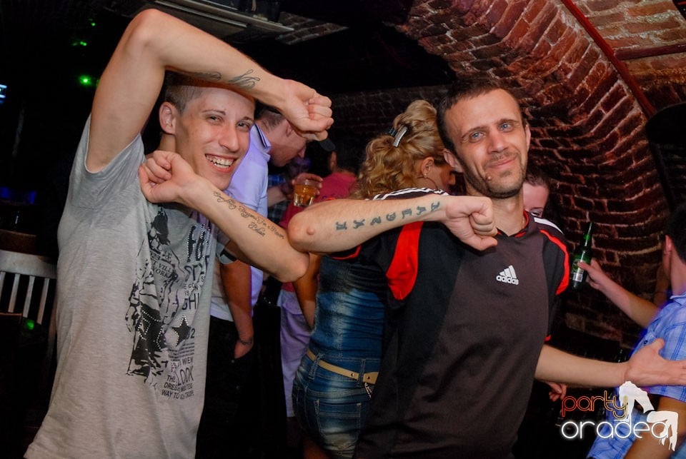 Thursday Party @ Club Escape, 