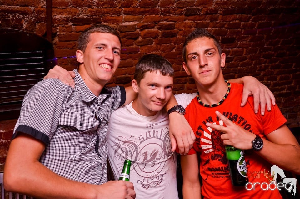 Thursday Party în Club Escape, 