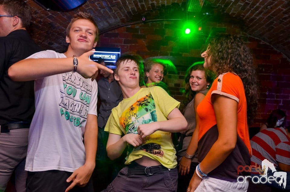 Thursday Party în Club Escape, 