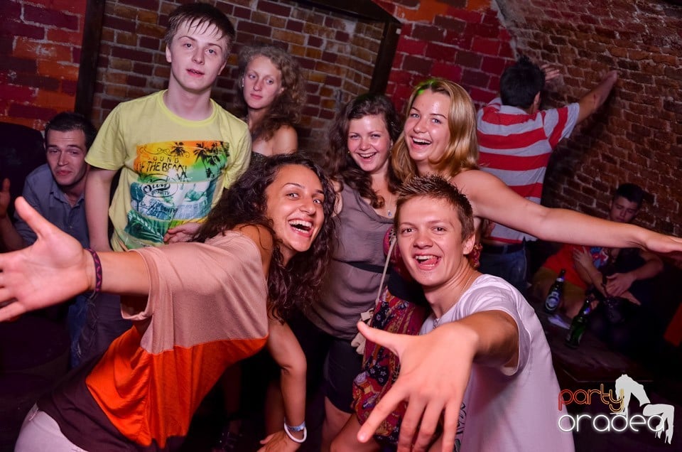 Thursday Party în Club Escape, 