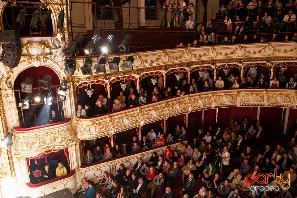 Titanic Vals, Teatrul Regina Maria