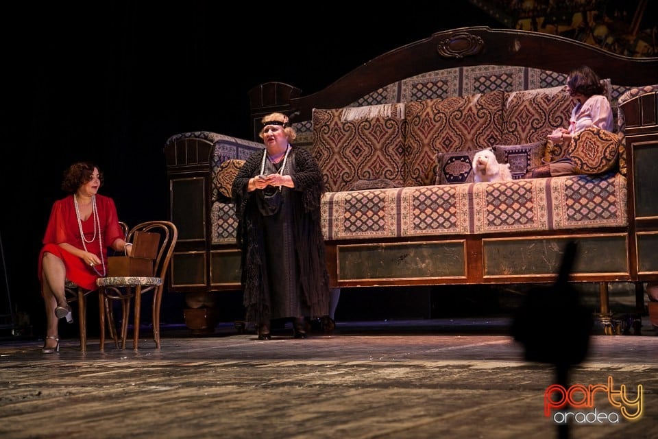 Titanic Vals, Teatrul Regina Maria