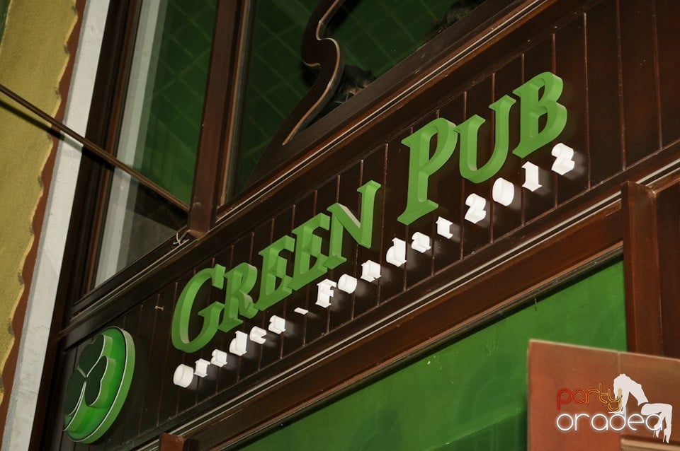 Trupa West în Green Pub, Green Pub