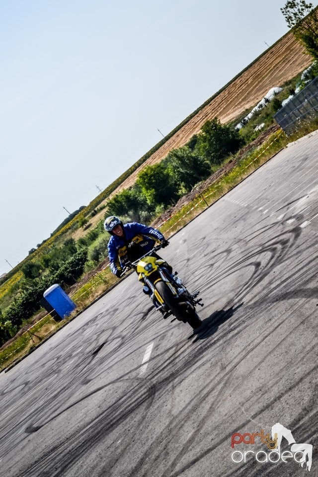 Tuning show II,