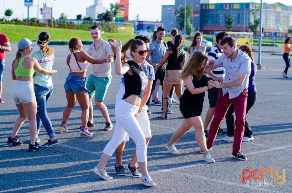 Tuning Your Dance, Oradea