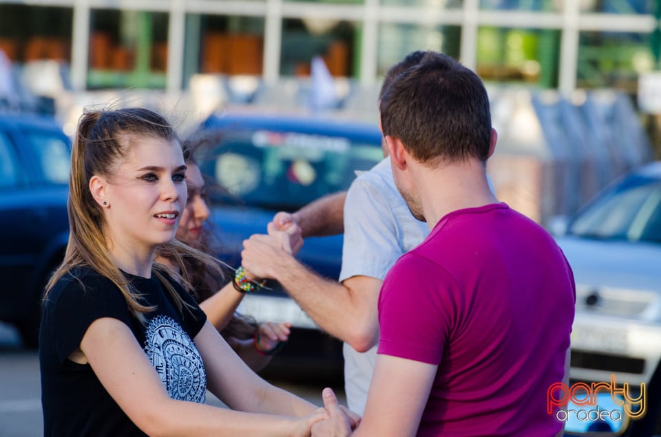 Tuning Your Dance, Oradea