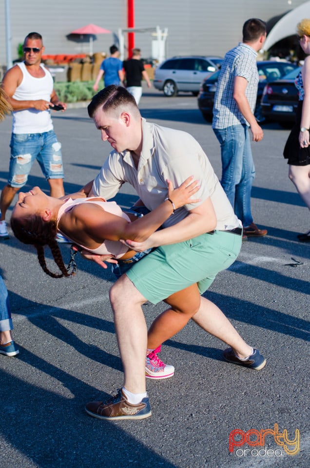 Tuning Your Dance, Oradea