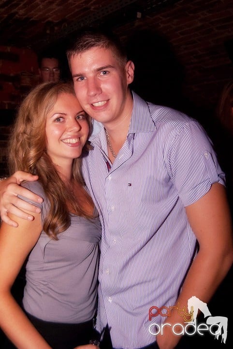 Un nou party marca Escape, 