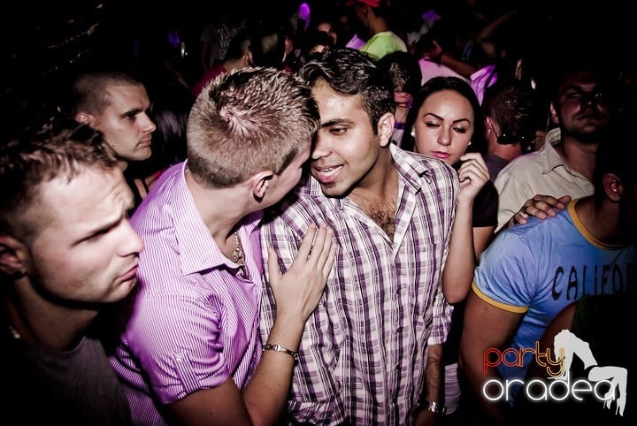 Un nou party marca Escape, 