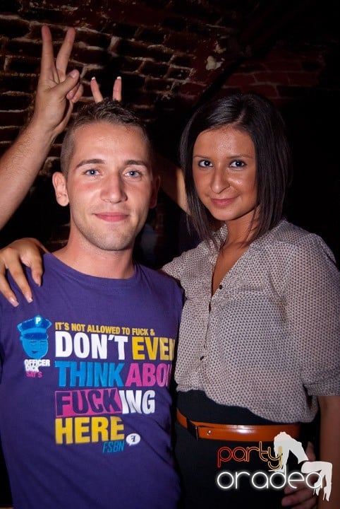 Un nou party marca Escape, 