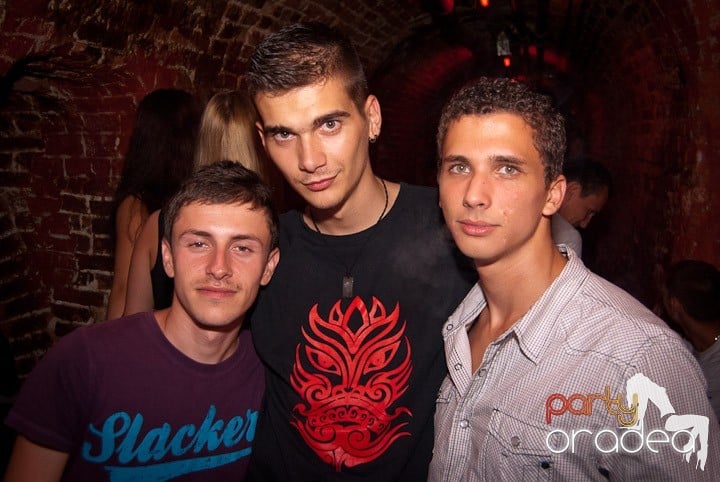 Un nou party marca Escape, 