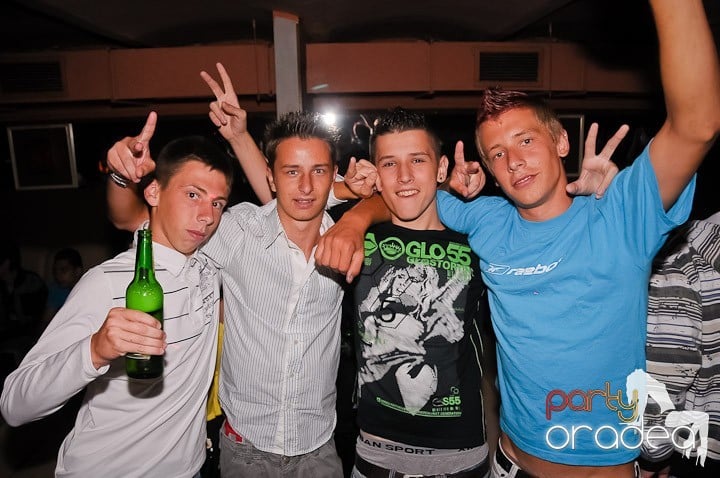 Unlimited Party în Club Seven, 
