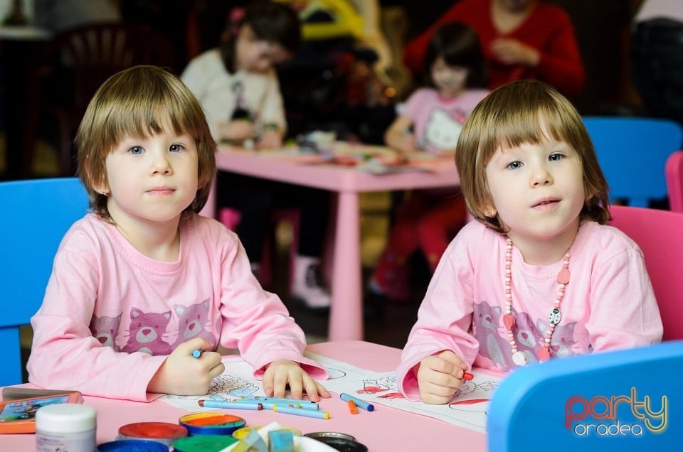 Valentine's Day For Kids, Lotus Center