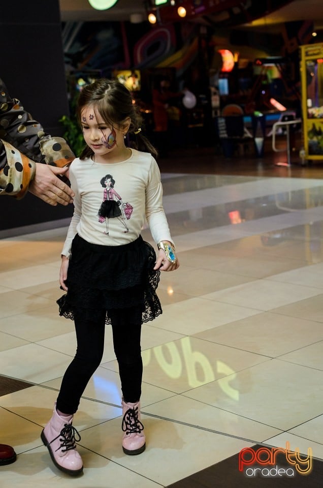 Valentine's Day For Kids, Lotus Center