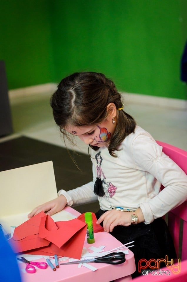 Valentine's Day For Kids, Lotus Center