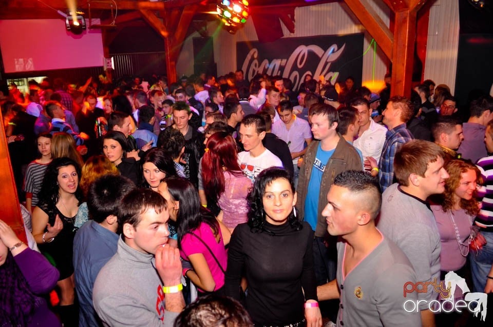 Valentine's Day Party în Faház, 