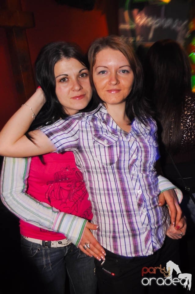 Valentine's Day Party în Faház, 