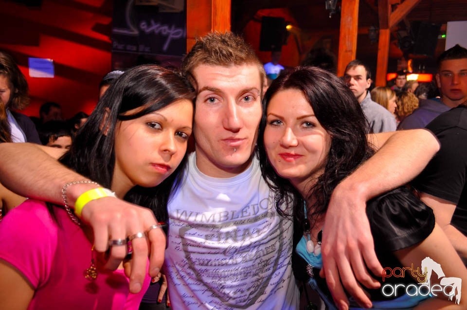 Valentine's Day Party în Faház, 