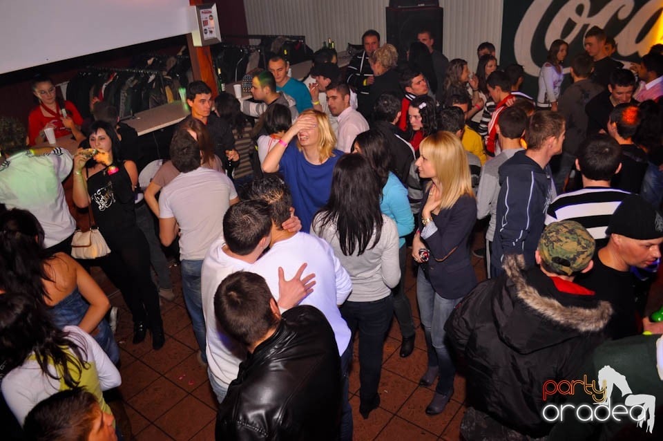 Valentine's Day Party în Faház, 