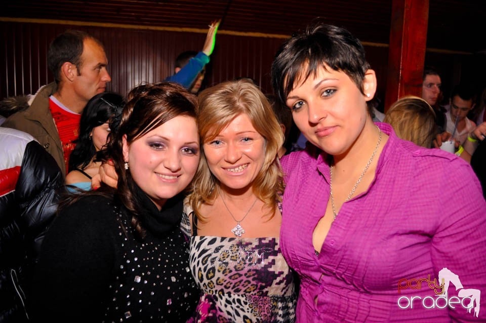 Valentine's Day Party în Faház, 