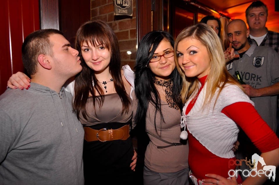 Valentine's Day Party în Faház, 