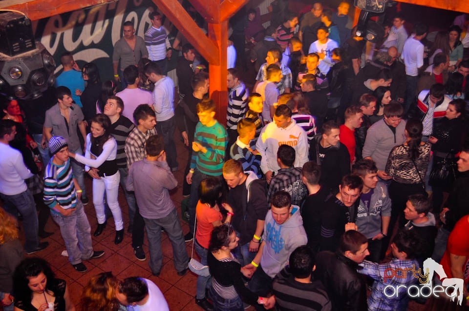 Valentine's Day Party în Faház, 