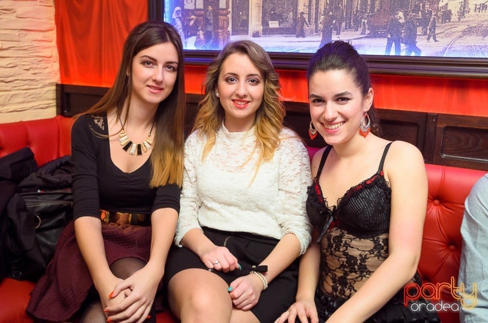 Valentines Day Party în Downtown Paparazzi, Downtown Paparazzi