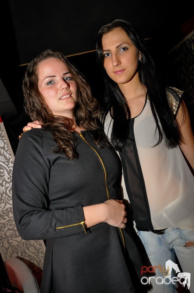 Vali Vijelie în Club Life,