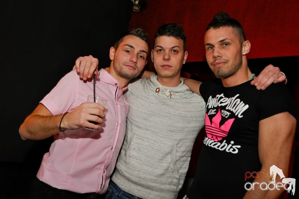 Vali Vijelie în Club Life,