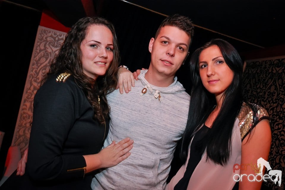 Vali Vijelie în Club Life,