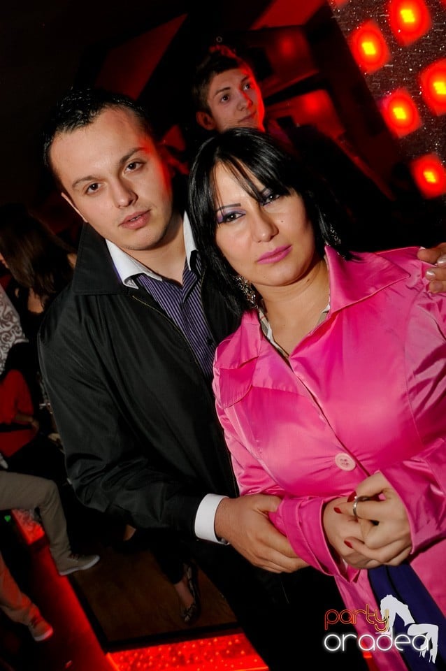 Vali Vijelie în Club Life,