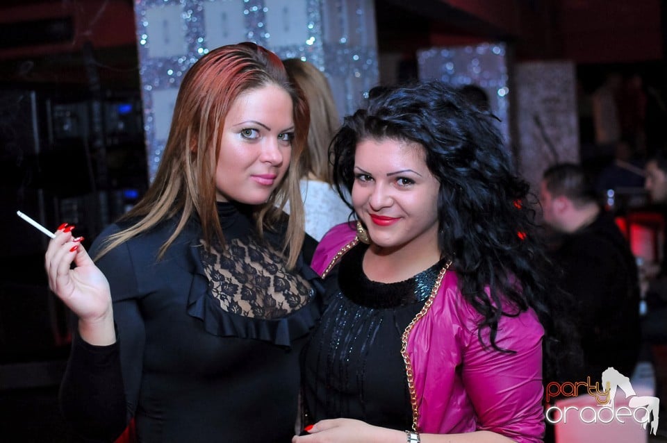 Vali Vijelie în Club Life,