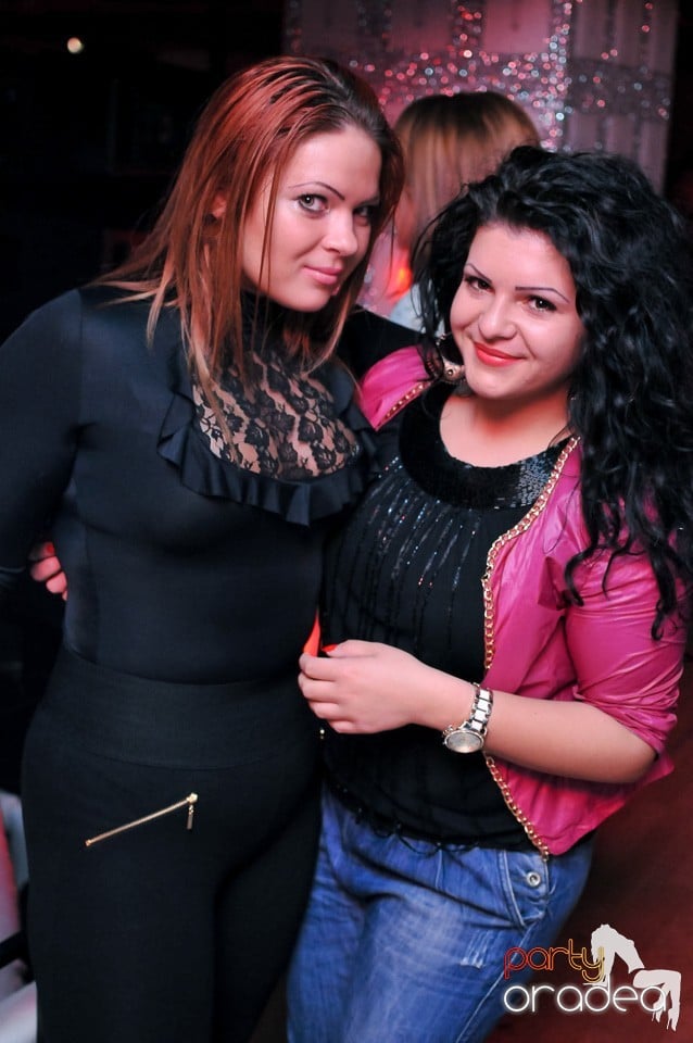Vali Vijelie în Club Life,