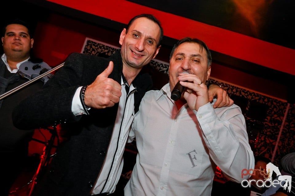 Vali Vijelie în Club Life,