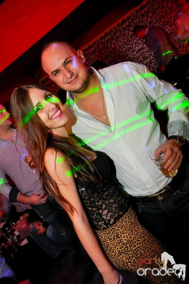 Vali Vijelie în Club Life,