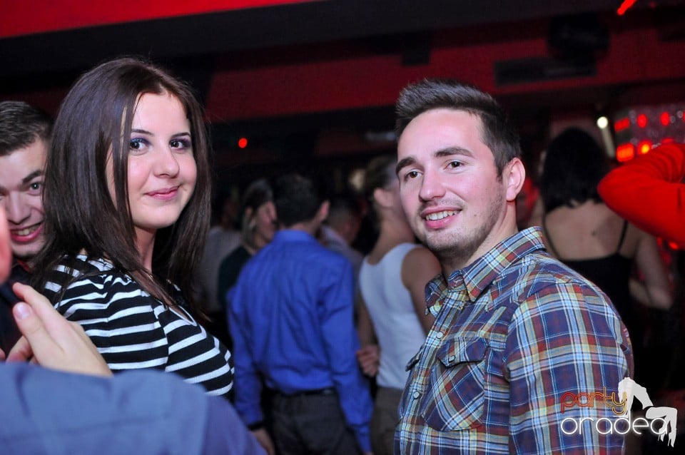 Vali Vijelie în Club Life,
