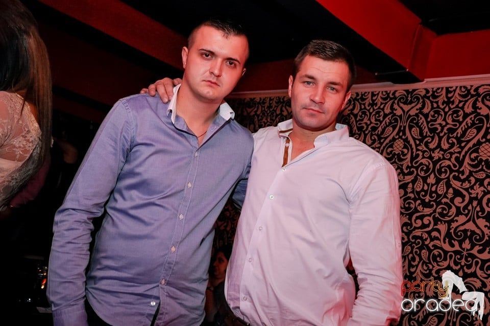 Vali Vijelie în Club Life,