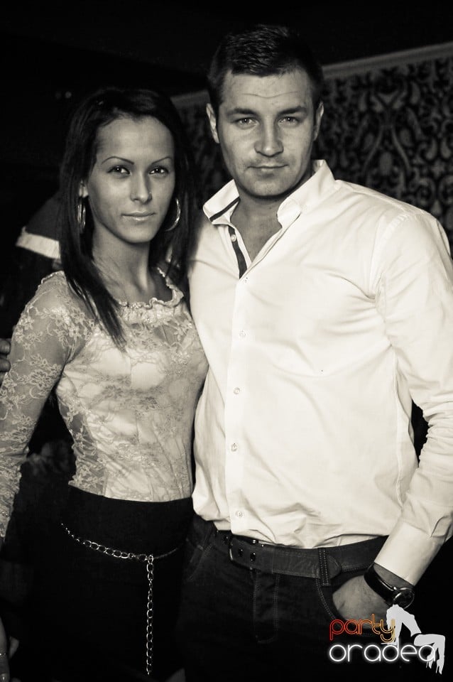 Vali Vijelie în Club Life,