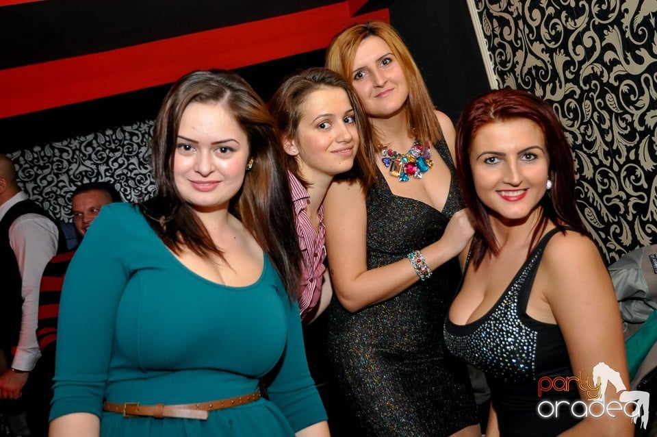 Vali Vijelie în Club Life,