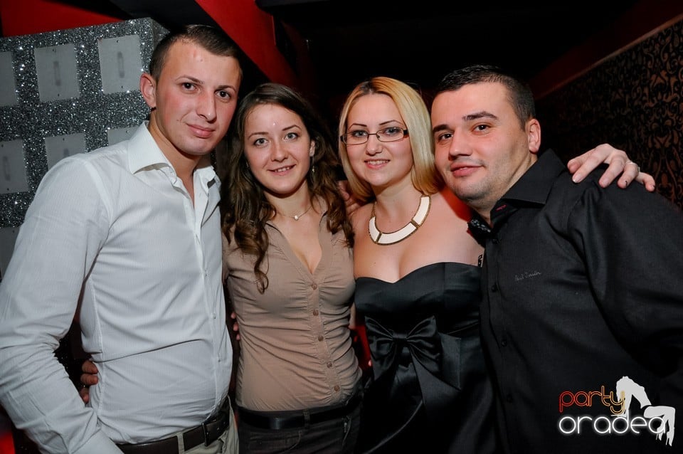 Vali Vijelie în Club Life,