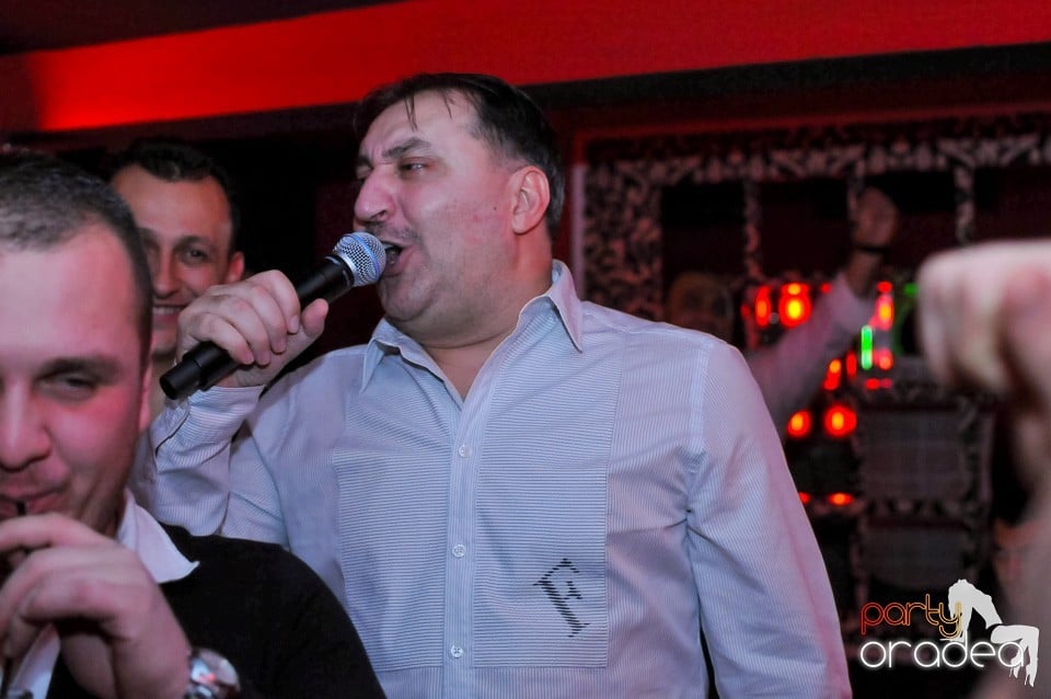 Vali Vijelie în Club Life,