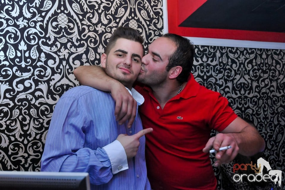 Vali Vijelie în Club Life,