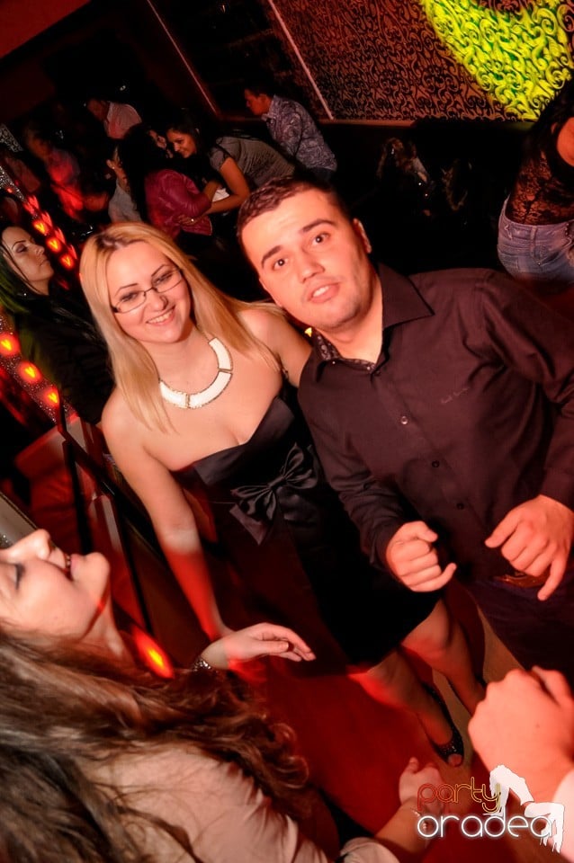 Vali Vijelie în Club Life,