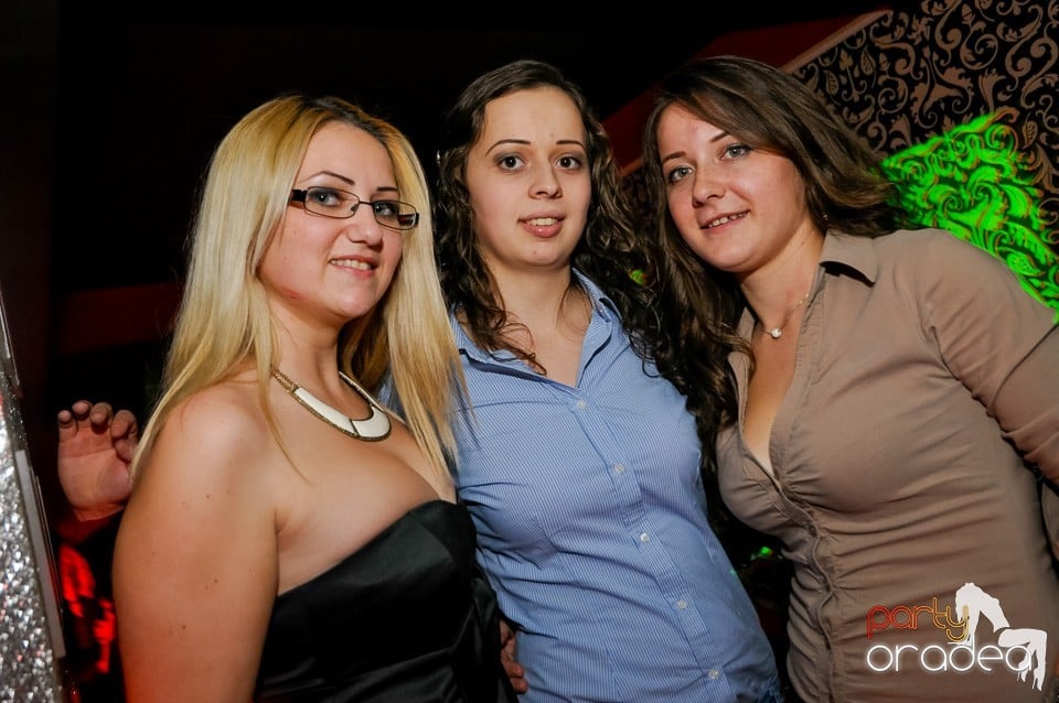 Vali Vijelie în Club Life,