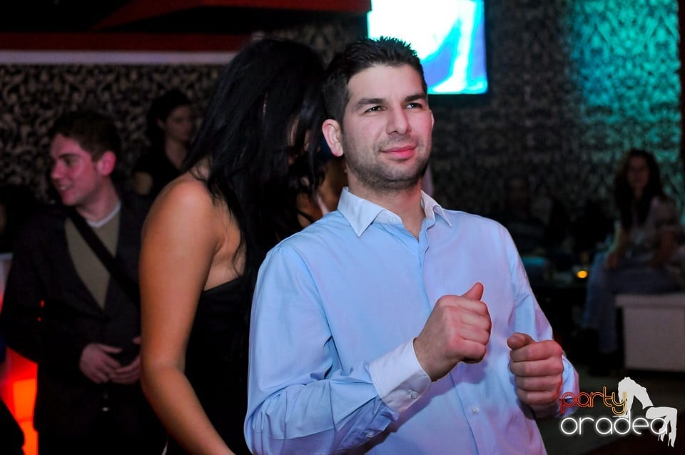 Vali Vijelie în Club Life,