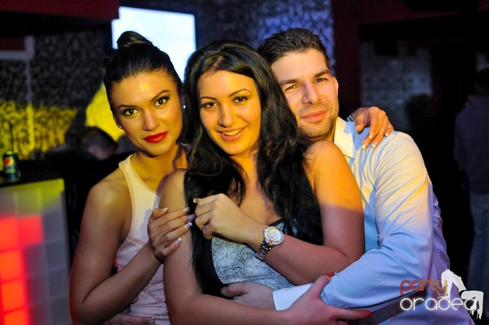 Vali Vijelie în Club Life,